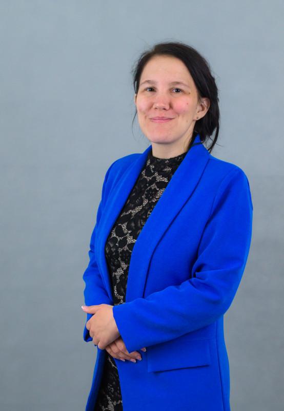 Dr Winklerné Pintér Éva